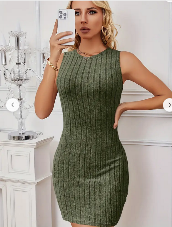 Geripptes Rundhals-Bodycon- Elegantes Ärmelloses Kleid .